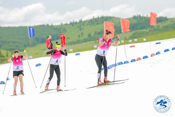 2019年全国夏季越野滑雪挑战赛举行孙清海马春分获男女组冠军