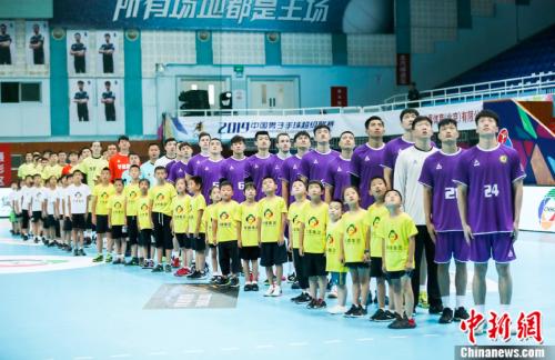 国家队与广东队比赛现场。主办方供图