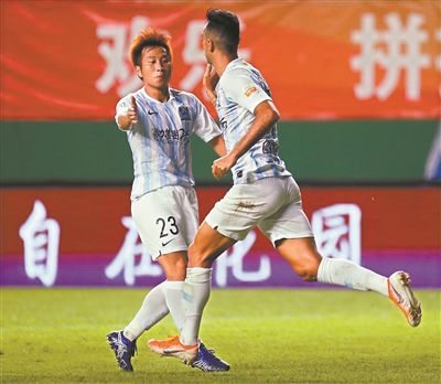 领先-被逼平-落后-扳平-逆转富力4比2逆转斯威